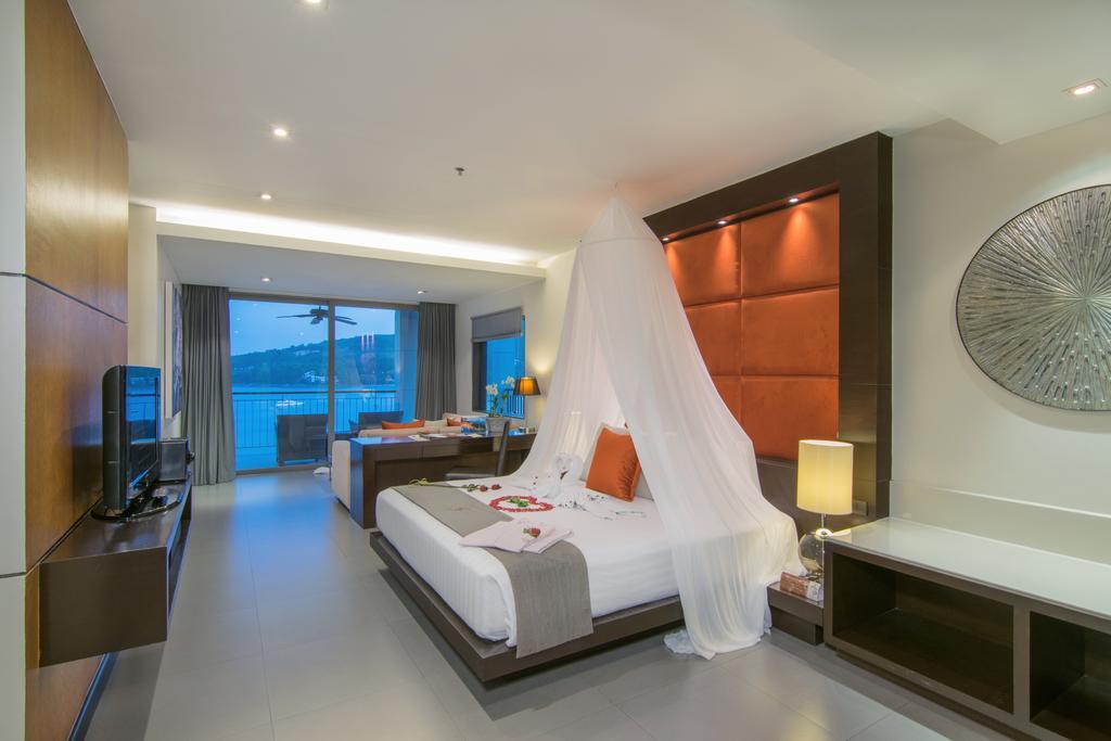 Cape Sienna Phuket Gourmet Hotel & Villas - Sha Extra Plus Kamala Beach Exterior photo